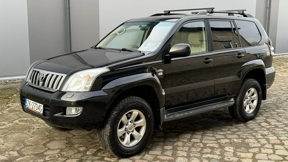 TOYOTA Land Cruiser -