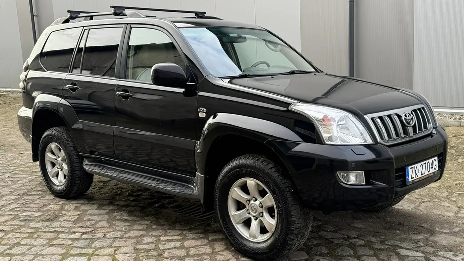 TOYOTA Land Cruiser -