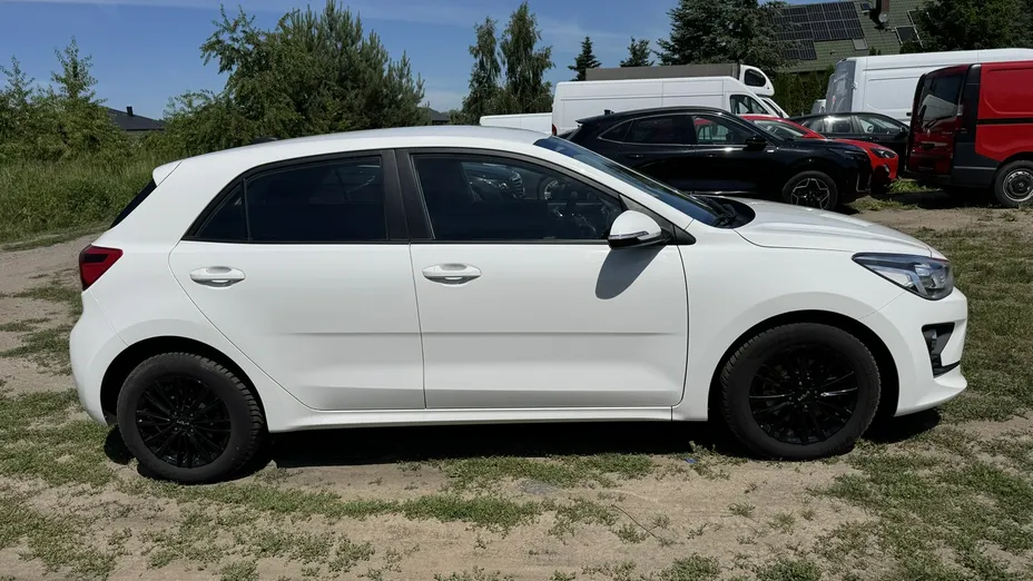 KIA Rio -