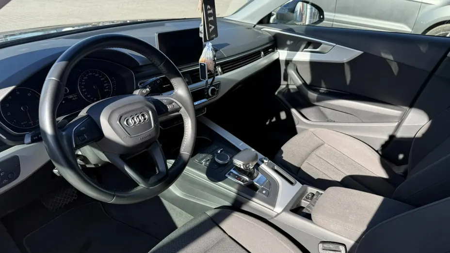 AUDI A4 Avant -