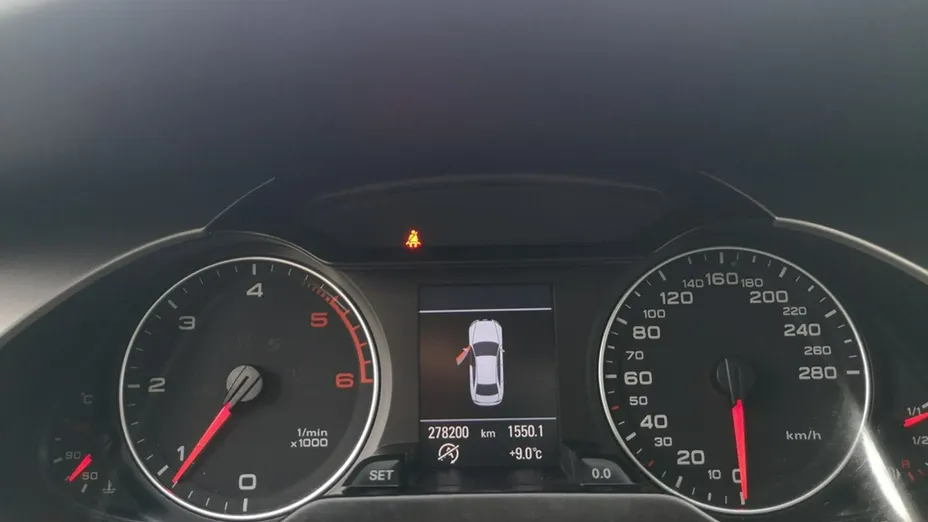 AUDI A4 -