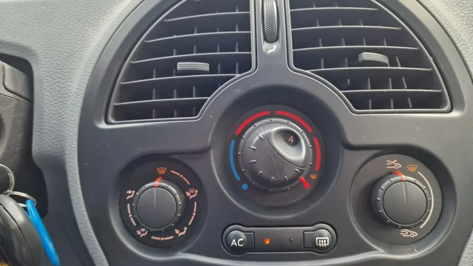 RENAULT Modus -