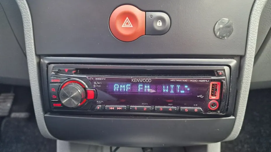 RENAULT Modus -
