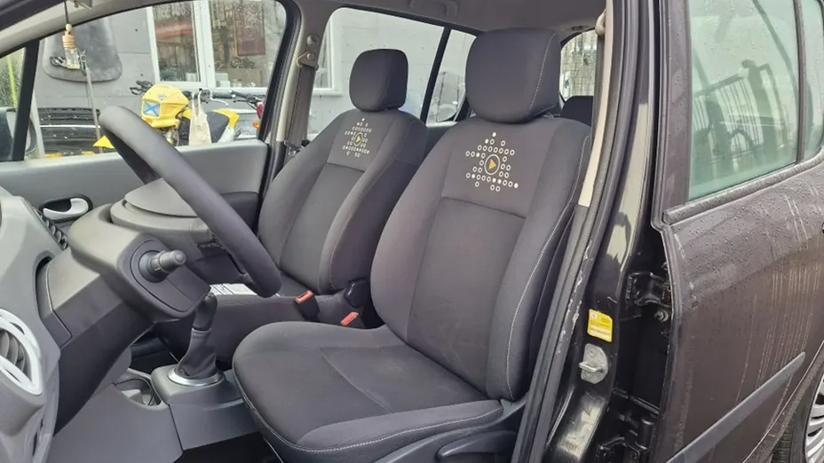 RENAULT Modus -