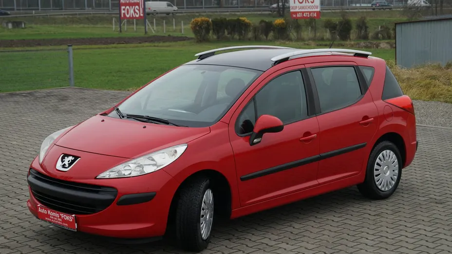 PEUGEOT 207 -