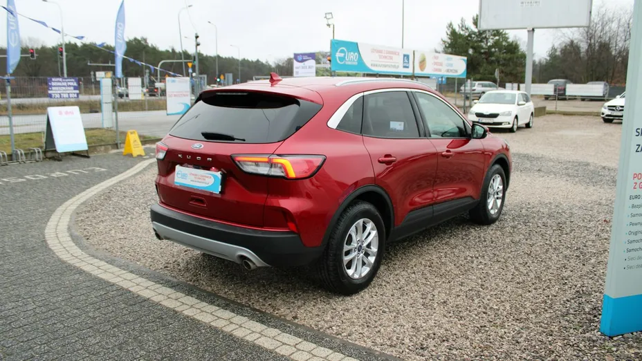 FORD Kuga -