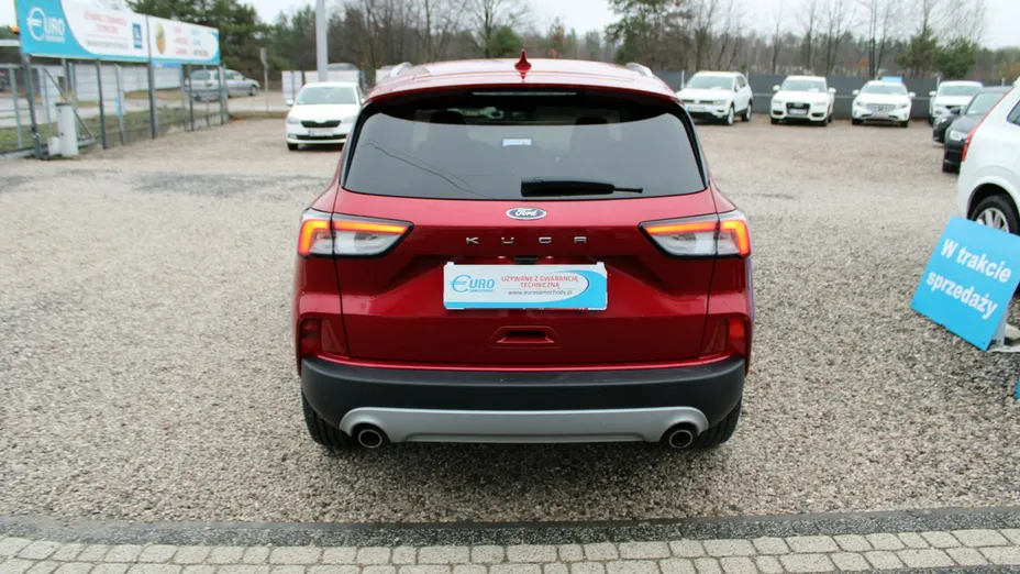 FORD Kuga -