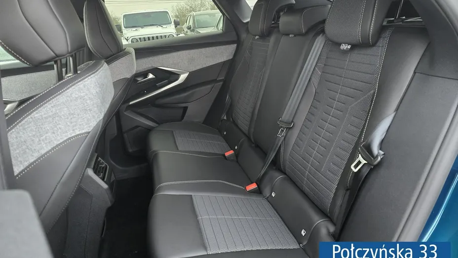 PEUGEOT 3008 -