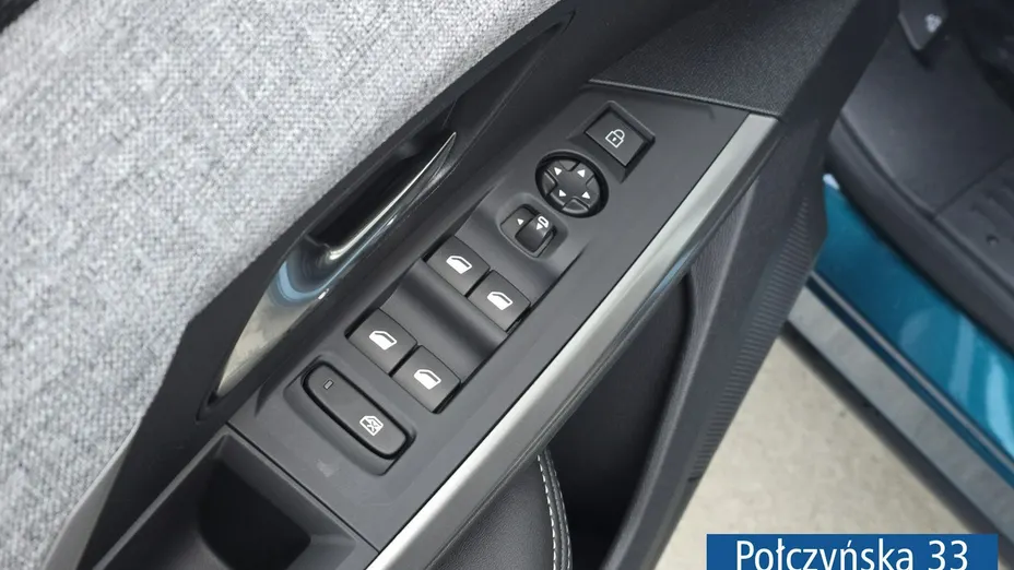 PEUGEOT 3008 -