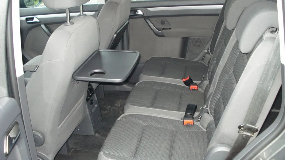 VOLKSWAGEN Touran -