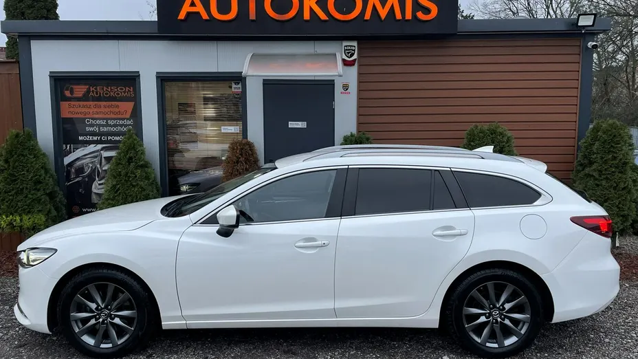 MAZDA 6 -