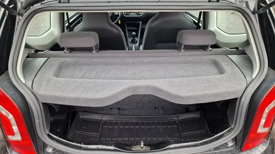 VOLKSWAGEN up! -