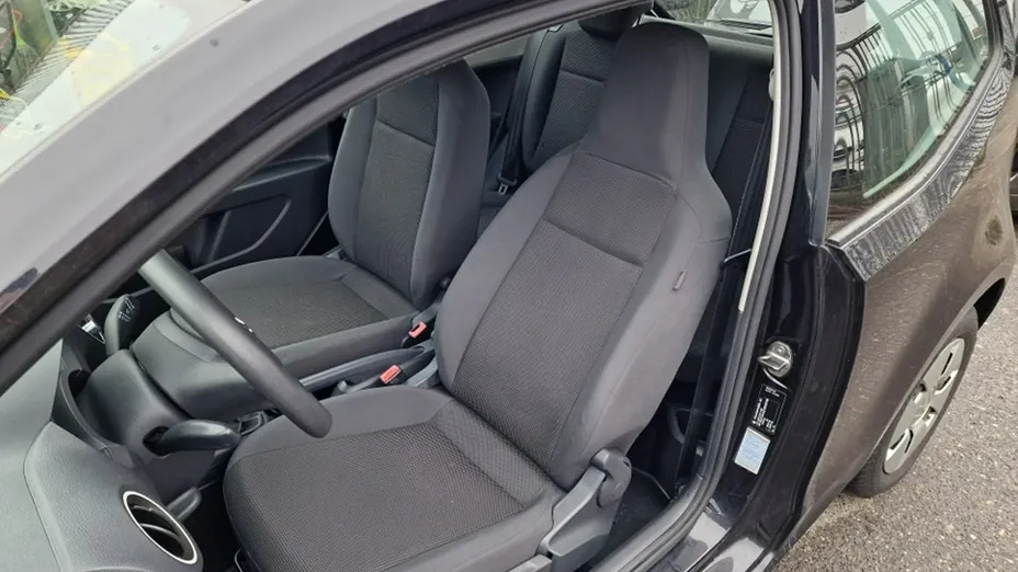 VOLKSWAGEN up! -