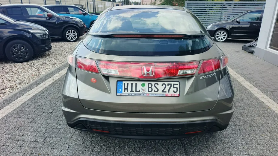 HONDA Civic -