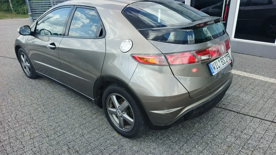 HONDA Civic -