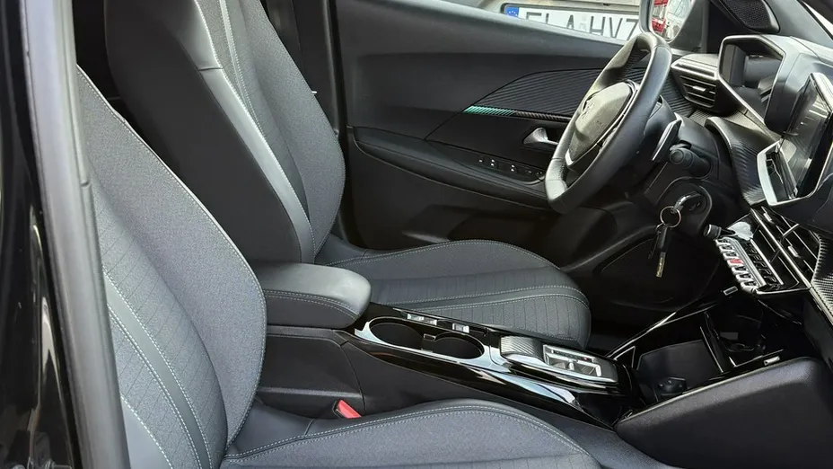 PEUGEOT 2008 -