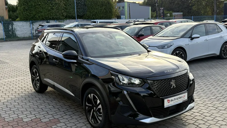 PEUGEOT 2008 -