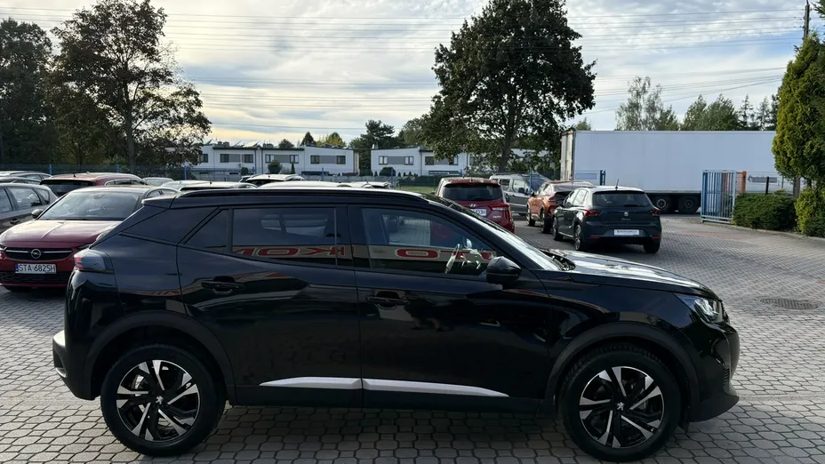 PEUGEOT 2008 -