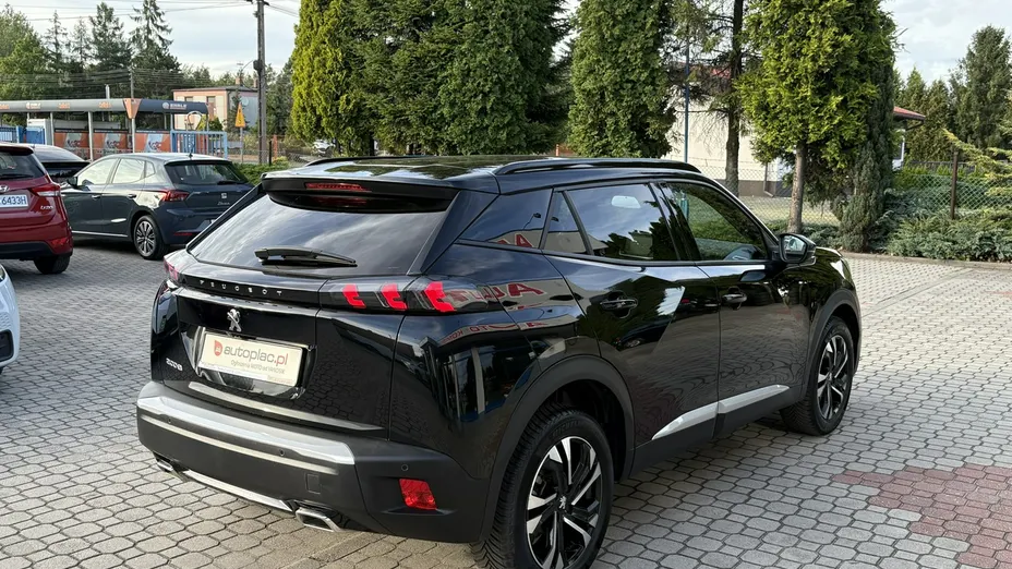 PEUGEOT 2008 -