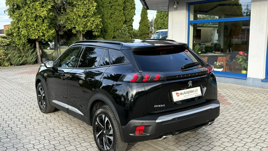 PEUGEOT 2008 -