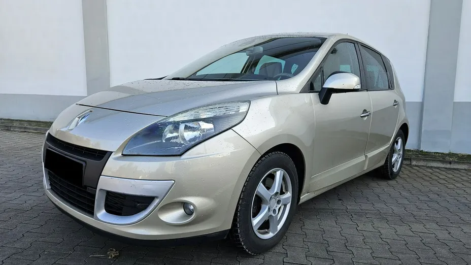 RENAULT Scenic -