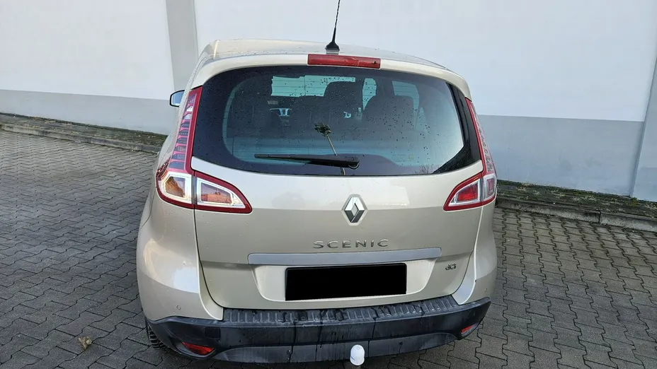 RENAULT Scenic -