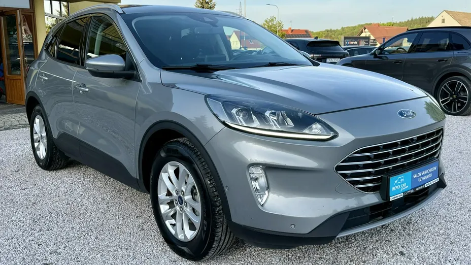 FORD Kuga -