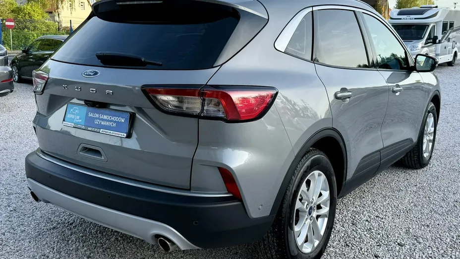 FORD Kuga -