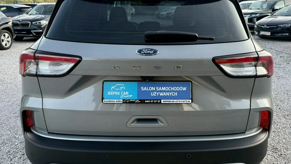 FORD Kuga -