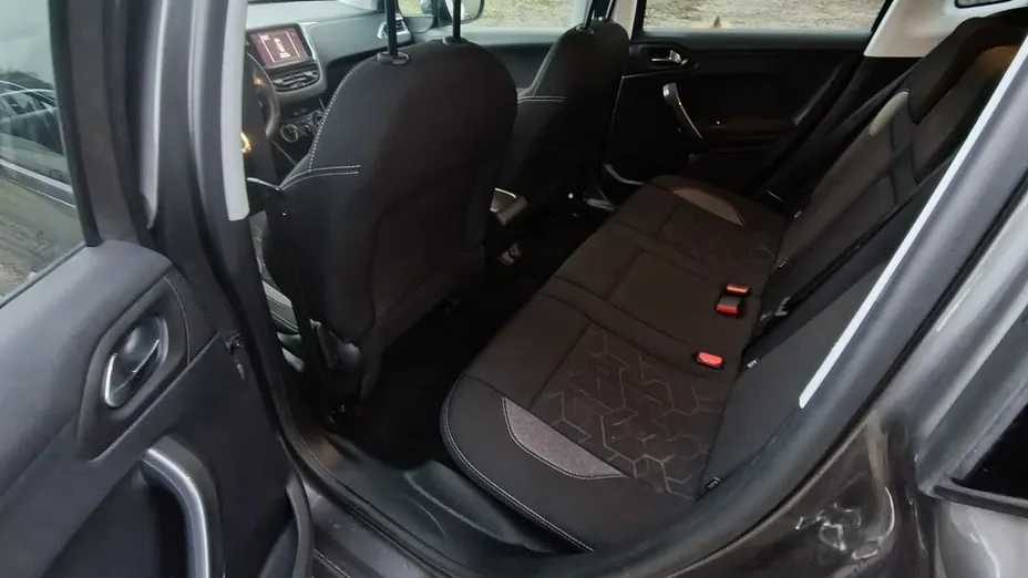 PEUGEOT 2008 -