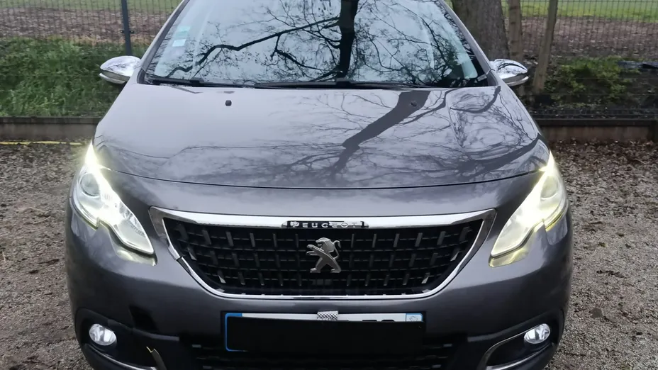PEUGEOT 2008 -