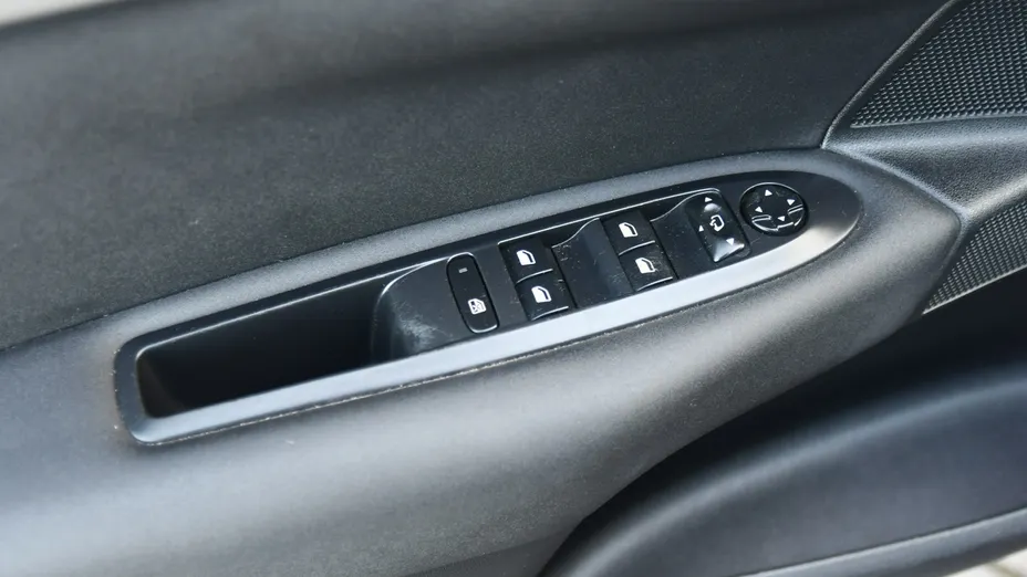 CITROEN C4 -