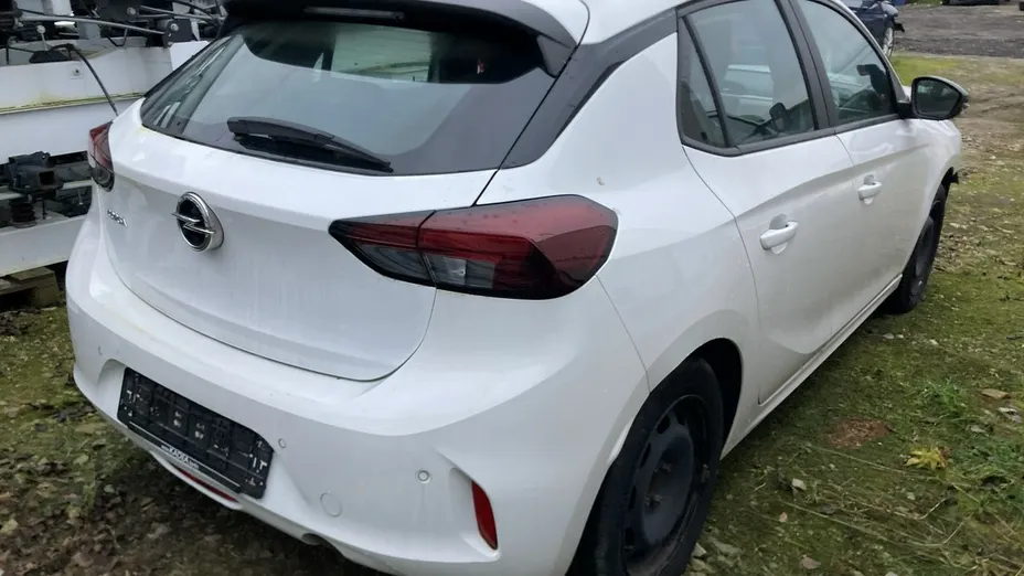 OPEL Corsa -