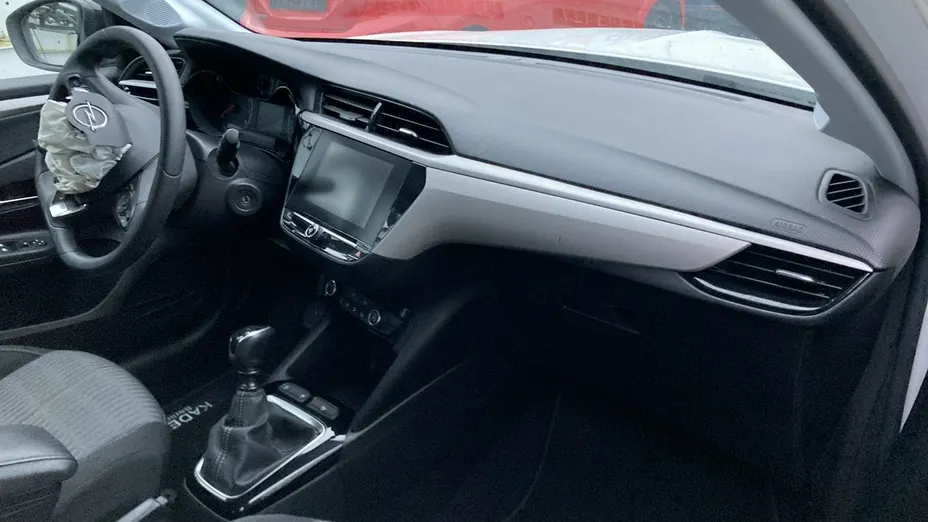 OPEL Corsa -