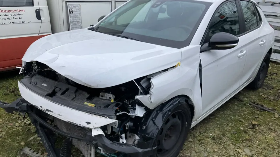 OPEL Corsa -