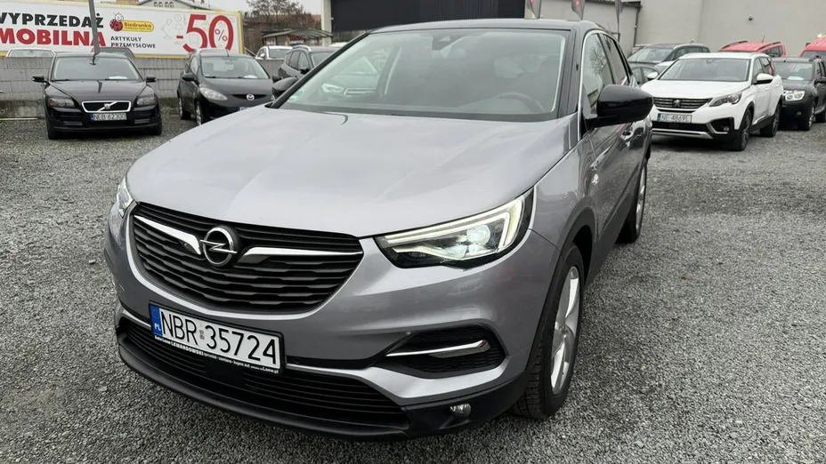 OPEL Grandland X -