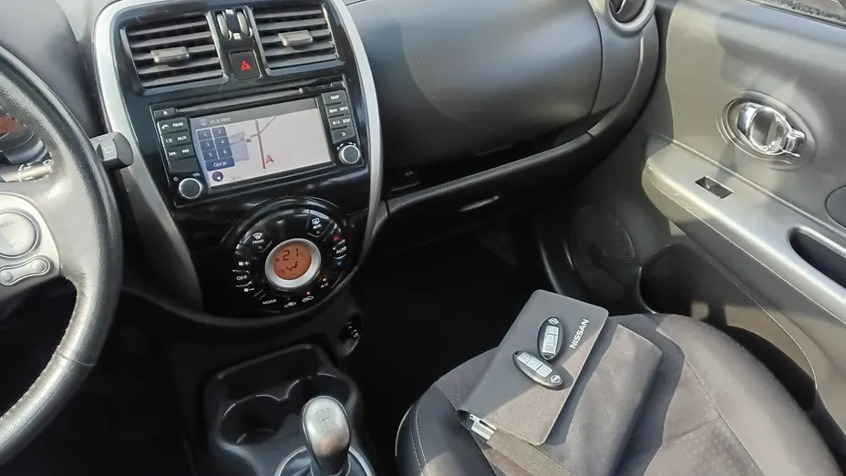 NISSAN Micra -