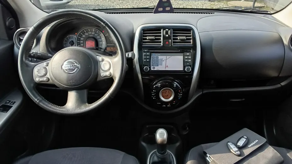 NISSAN Micra -
