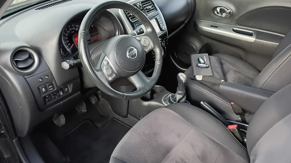 NISSAN Micra -