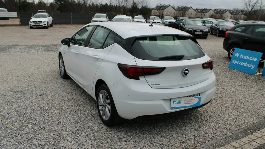 OPEL Astra -
