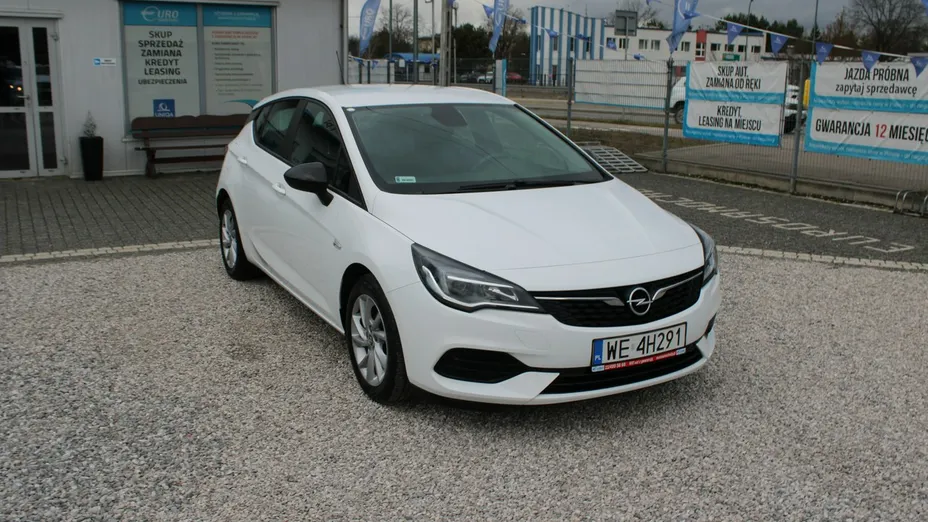 OPEL Astra -