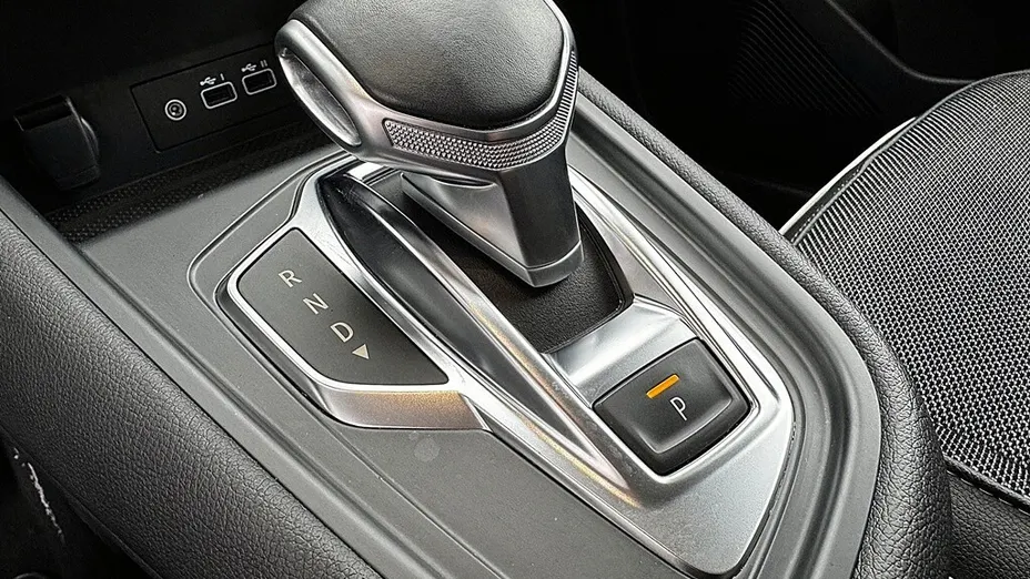 RENAULT Captur Captur 1.3 TCe mHEV Techno EDC