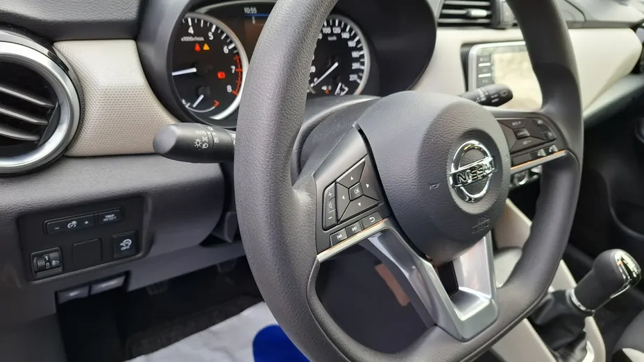 NISSAN Micra -