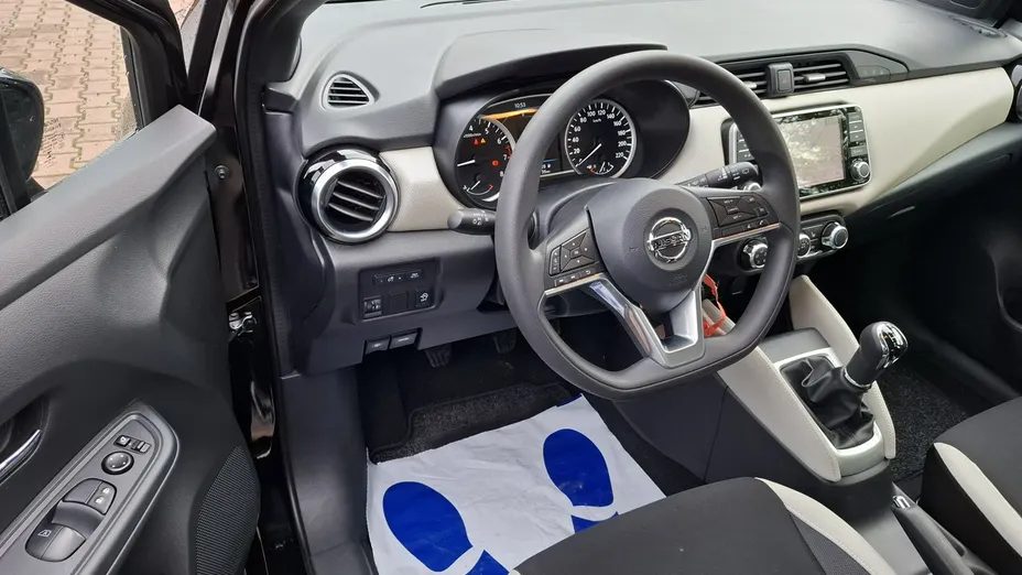 NISSAN Micra -
