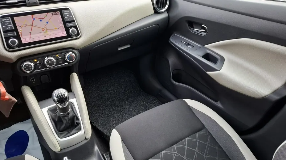 NISSAN Micra -