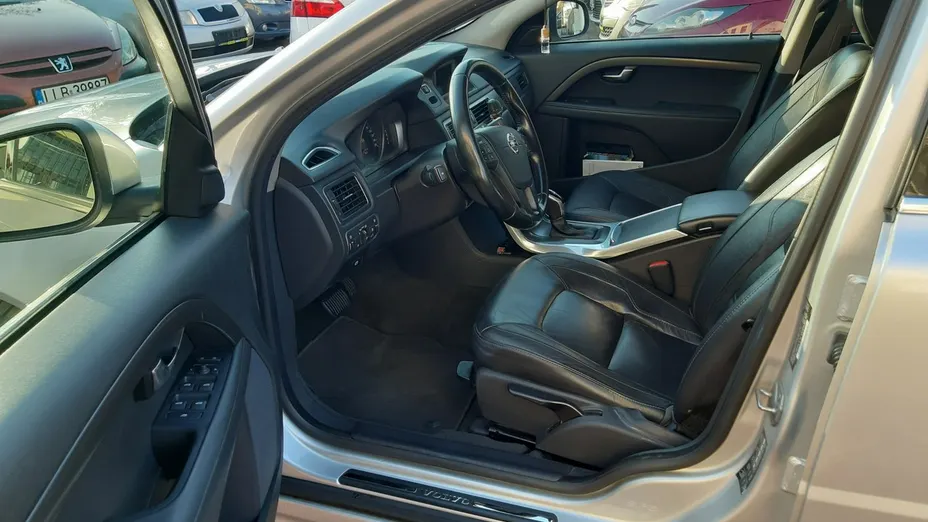 VOLVO V70 -