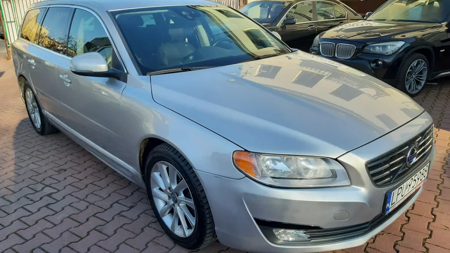 VOLVO V70 -