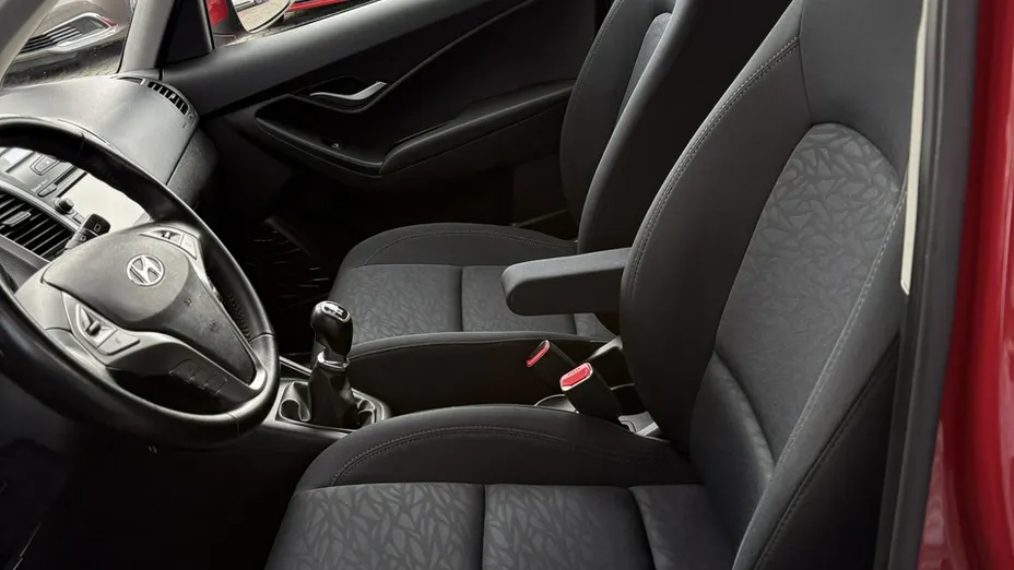 HYUNDAI ix20 -