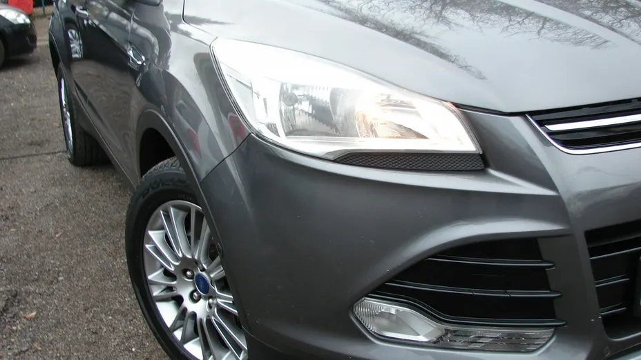 FORD Kuga -