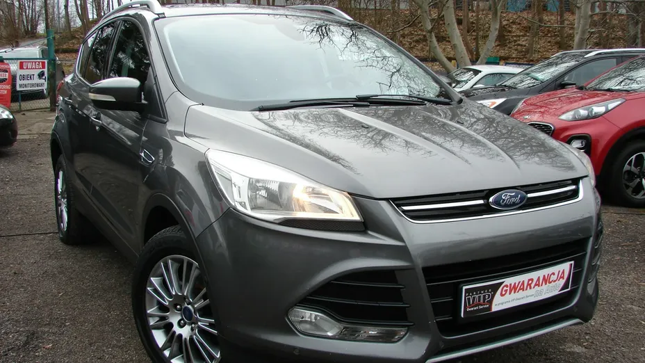 FORD Kuga -